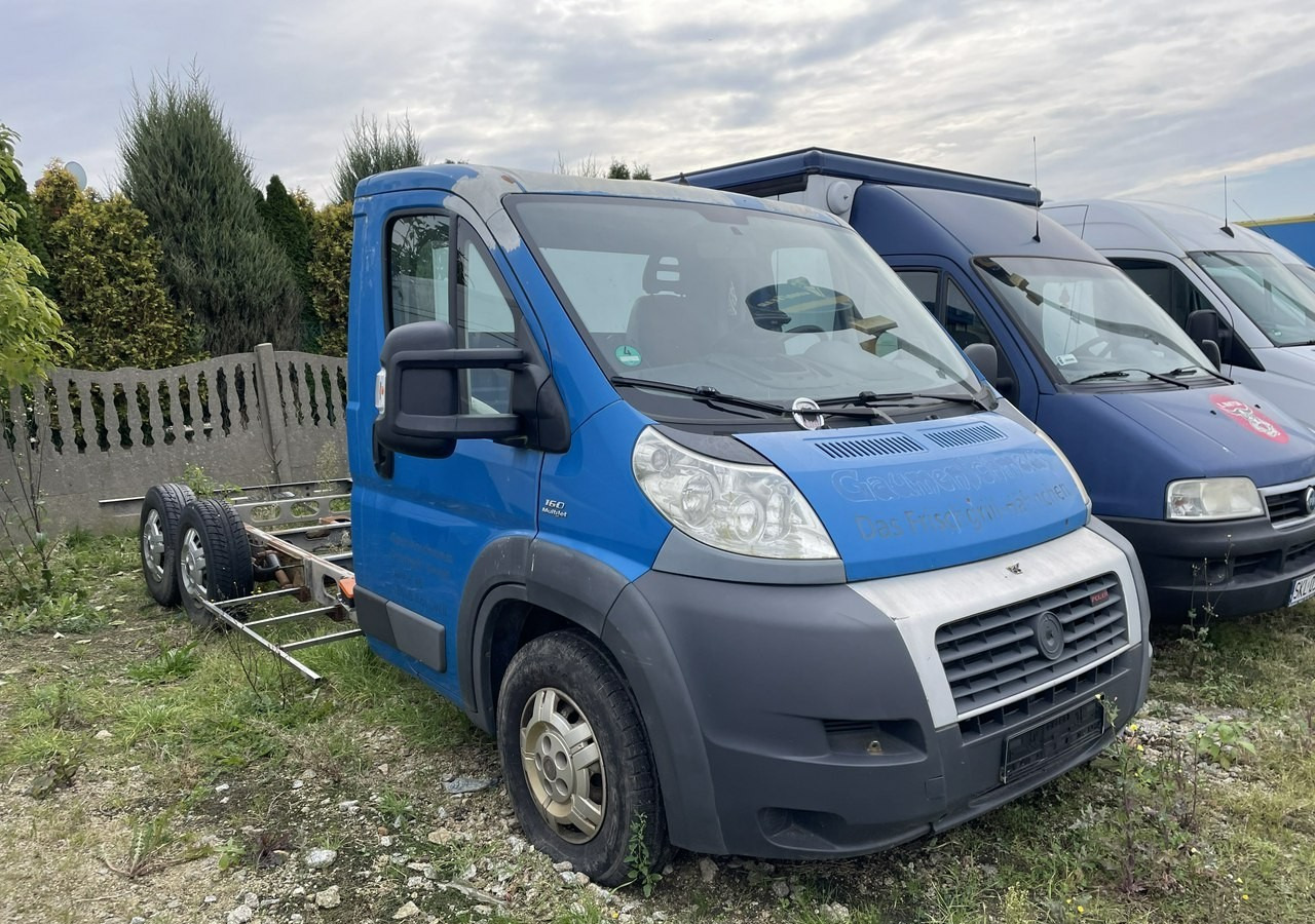 Fiat Ducato Ducato 3.0-160KM Rama pod zabudowę 2009 - Véhicule utilitaire: photos 2 Fiat Ducato Ducato 3.0-160KM Rama pod zabudowę 2009 - Véhicule utilitaire: photos 2