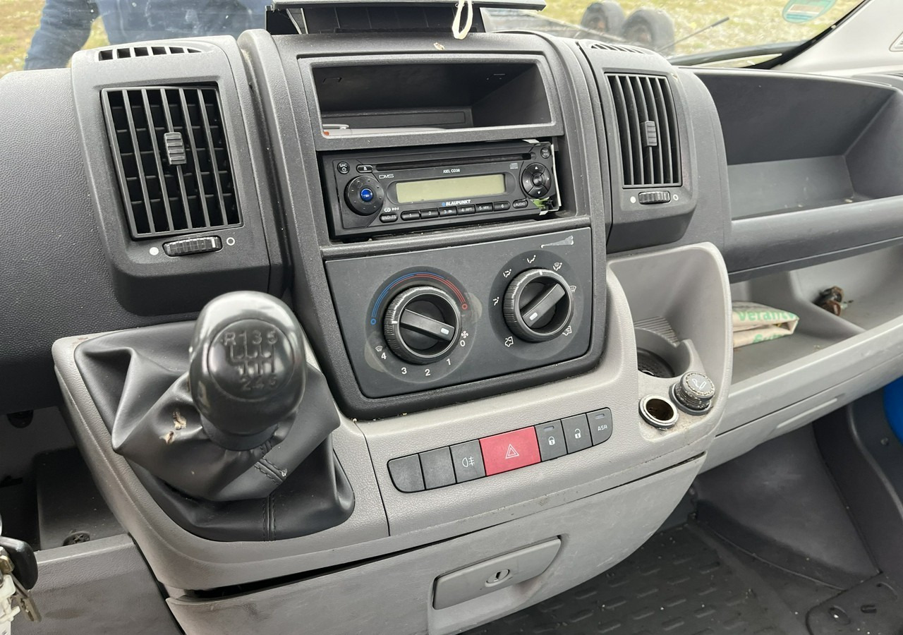 Fiat Ducato Ducato 3.0-160KM Rama pod zabudowę 2011,2009 - Véhicule utilitaire: photos 4 Fiat Ducato Ducato 3.0-160KM Rama pod zabudowę 2011,2009 - Véhicule utilitaire: photos 4