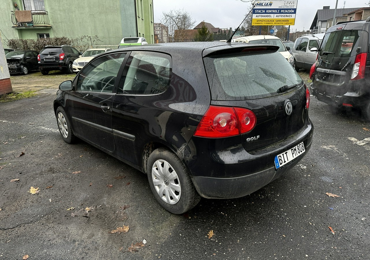 Volkswagen Golf V Golf V 1,4-80KM Klima 2007 - Voiture: photos 5 Volkswagen Golf V Golf V 1,4-80KM Klima 2007 - Voiture: photos 5