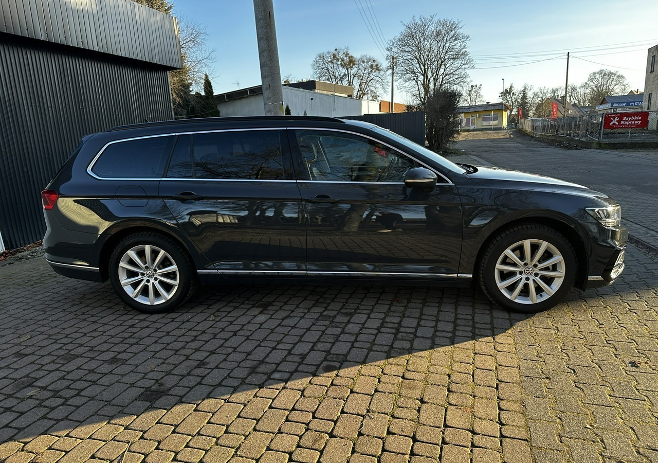Volkswagen Passat B8 GTE 1.4TSI 218KM Hybryda Plug-in zasięg 50km Panorama*Navi*Skóra*FV2 - Voiture: photos 3 Volkswagen Passat B8 GTE 1.4TSI 218KM Hybryda Plug-in zasięg 50km Panorama*Navi*Skóra*FV2 - Voiture: photos 3