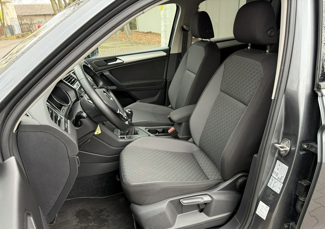 SUV Volkswagen Tiguan II 1,4TSI 150KM 65tyśkm 7osobowy Comfort Tempomat ACC Klima Alu 2018: photos 11