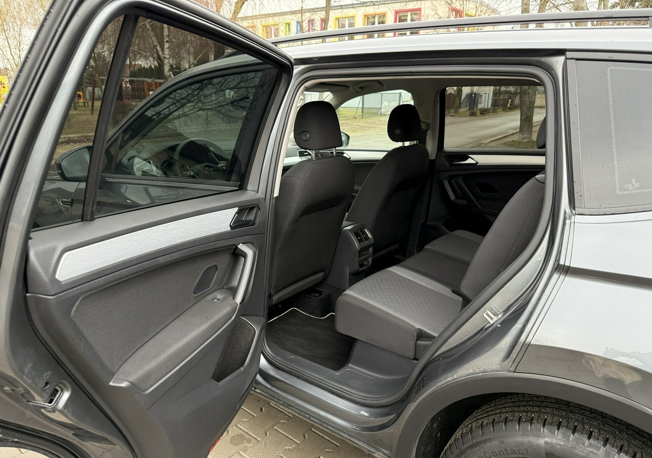 SUV Volkswagen Tiguan II 1,4TSI 150KM 65tyśkm 7osobowy Comfort Tempomat ACC Klima Alu 2018: photos 20