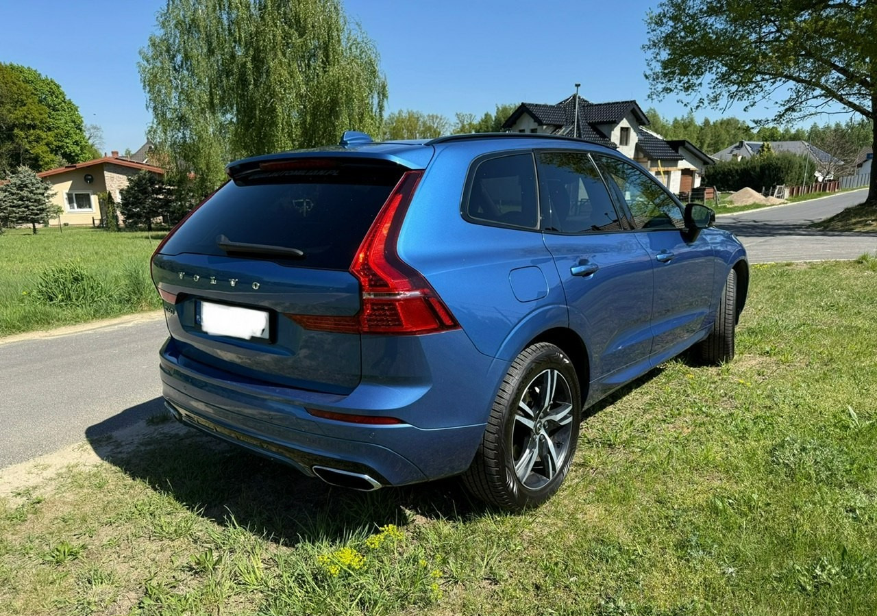Volvo XC60 II XC60 R-design 2.0D5 235KM Automat Navi Kamery360 Panorama HAK Harman - SUV: photos 3 Volvo XC60 II XC60 R-design 2.0D5 235KM Automat Navi Kamery360 Panorama HAK Harman - SUV: photos 3