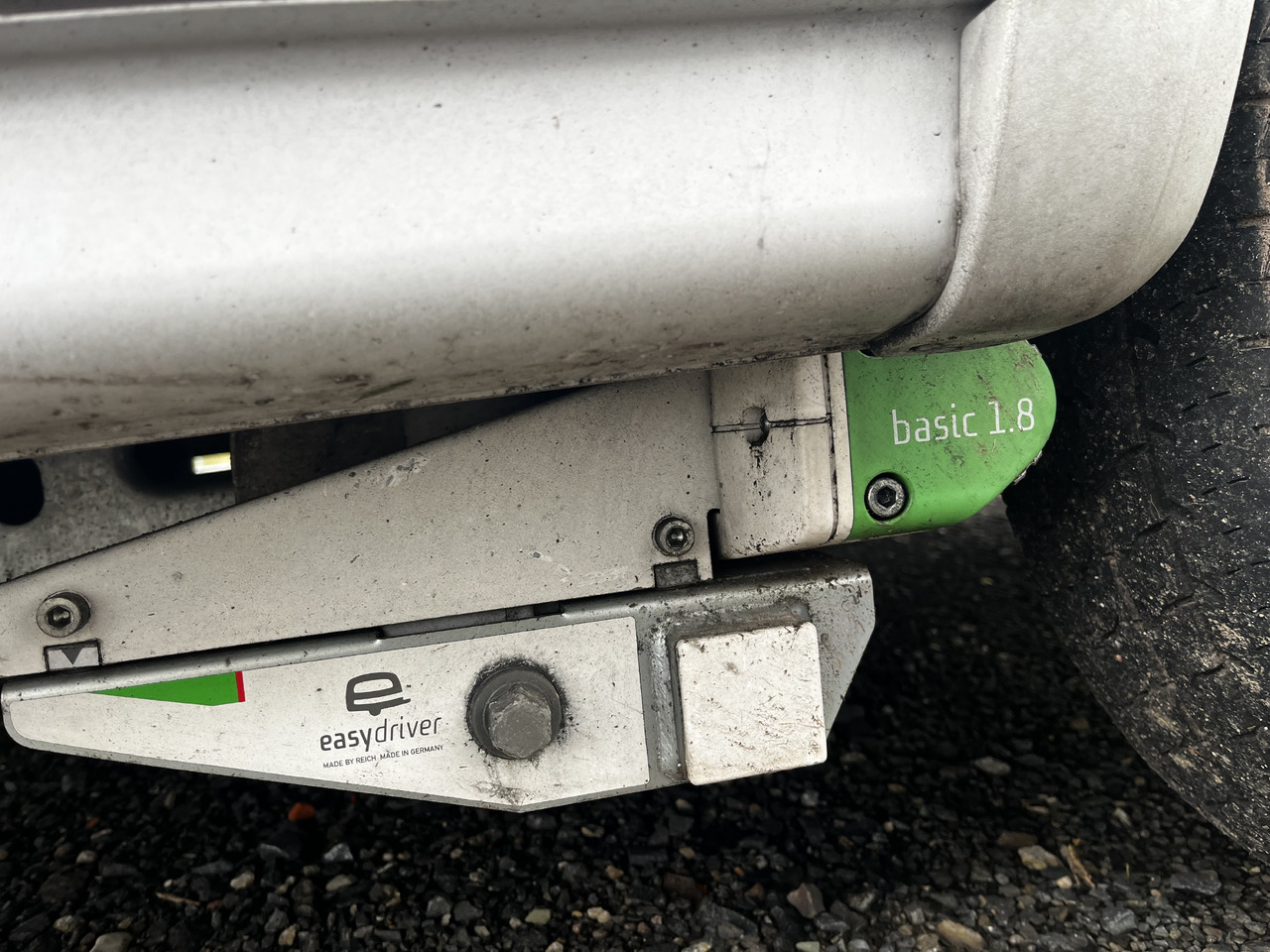 Bürstner Premio 530 TL Mover Dachklimaanlage Einzelbetten - crédit-bail Bürstner Premio 530 TL Mover Dachklimaanlage Einzelbetten: photos 6 Bürstner Premio 530 TL Mover Dachklimaanlage Einzelbetten - crédit-bail Bürstner Premio 530 TL Mover Dachklimaanlage Einzelbetten: photos 6