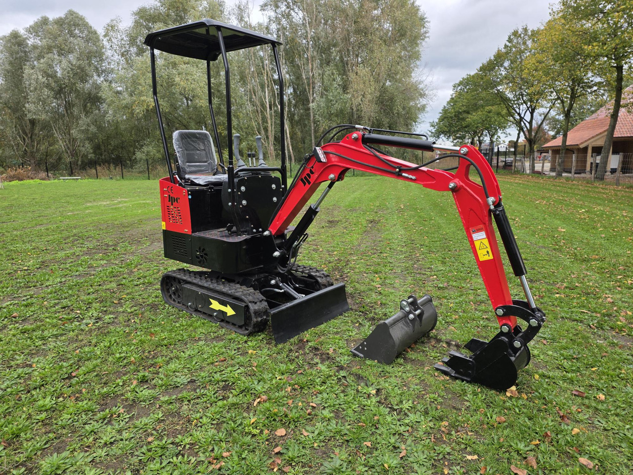 Jpc ht 1200 - Mini pelle: photos 2 Jpc ht 1200 - Mini pelle: photos 2