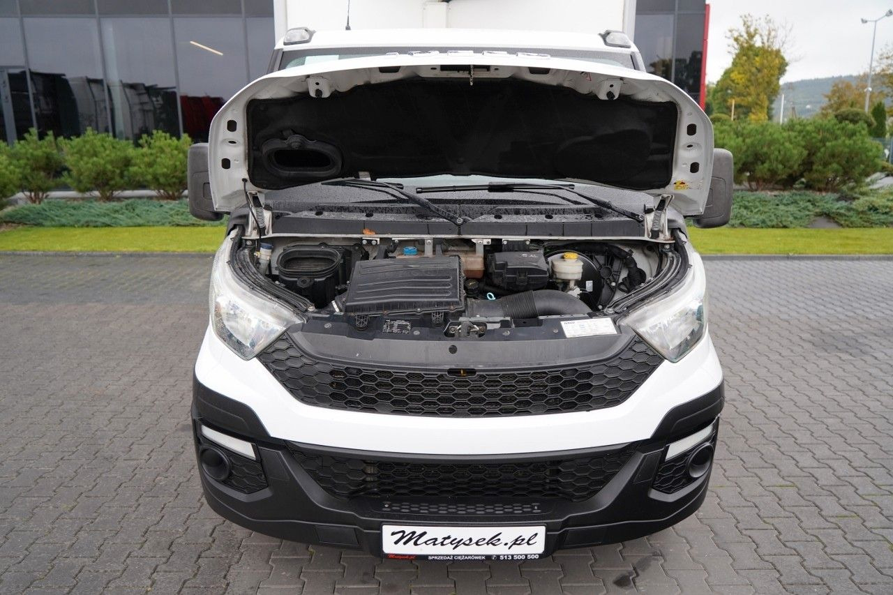 Utilitaire frigorifique Iveco DAILY 35.120 / CHŁODNIA LAMBERET / AGREGAT CARRI: photos 17 Utilitaire frigorifique Iveco DAILY 35.120 / CHŁODNIA LAMBERET / AGREGAT CARRI: photos 17