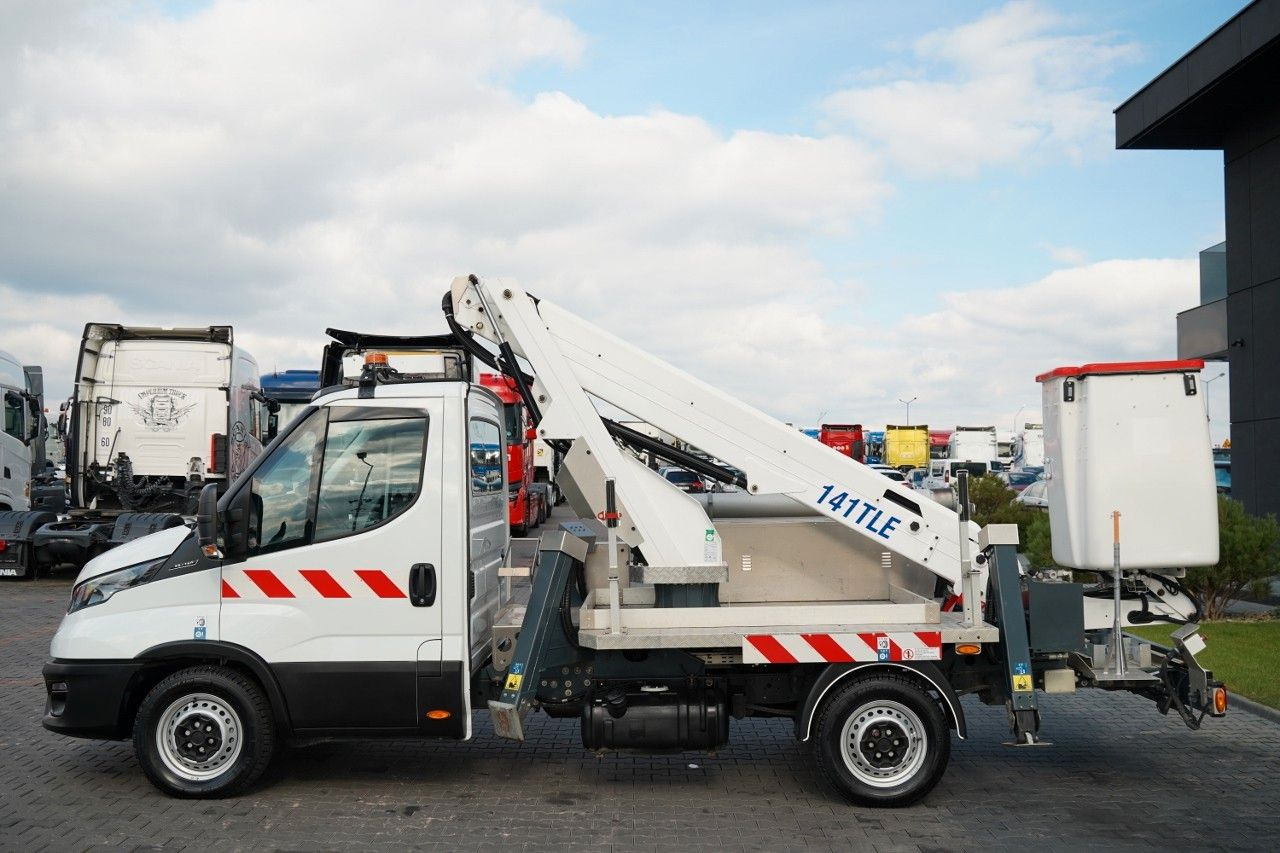 Iveco DAILY 35-140 / ZWYŻKA / PODNOŚNIK KOSZOWY FRANCE - Camion avec nacelle: photos 4 Iveco DAILY 35-140 / ZWYŻKA / PODNOŚNIK KOSZOWY FRANCE - Camion avec nacelle: photos 4