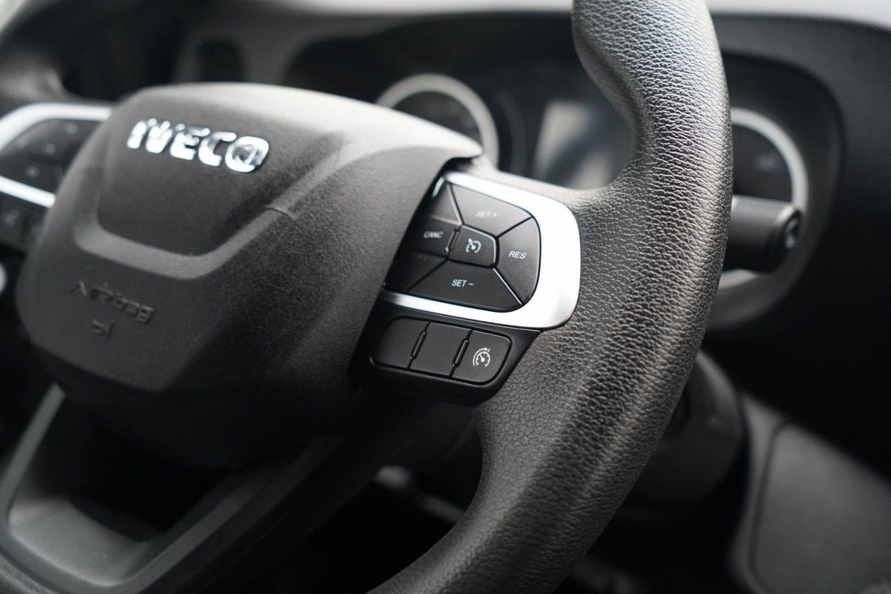 Utilitaire frigorifique Iveco DAILY 35-160 / KONTENER 4,3 M / WINDA DHOLLANDIA: photos 38