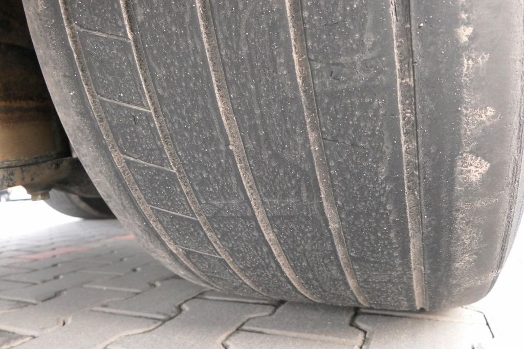 Semi-remorque rideaux coulissants Krone CURTAINSIDER/MEGA/PALLET BOX/LIFTED ROOF & AXLE/: photos 15 Semi-remorque rideaux coulissants Krone CURTAINSIDER/MEGA/PALLET BOX/LIFTED ROOF & AXLE/: photos 15