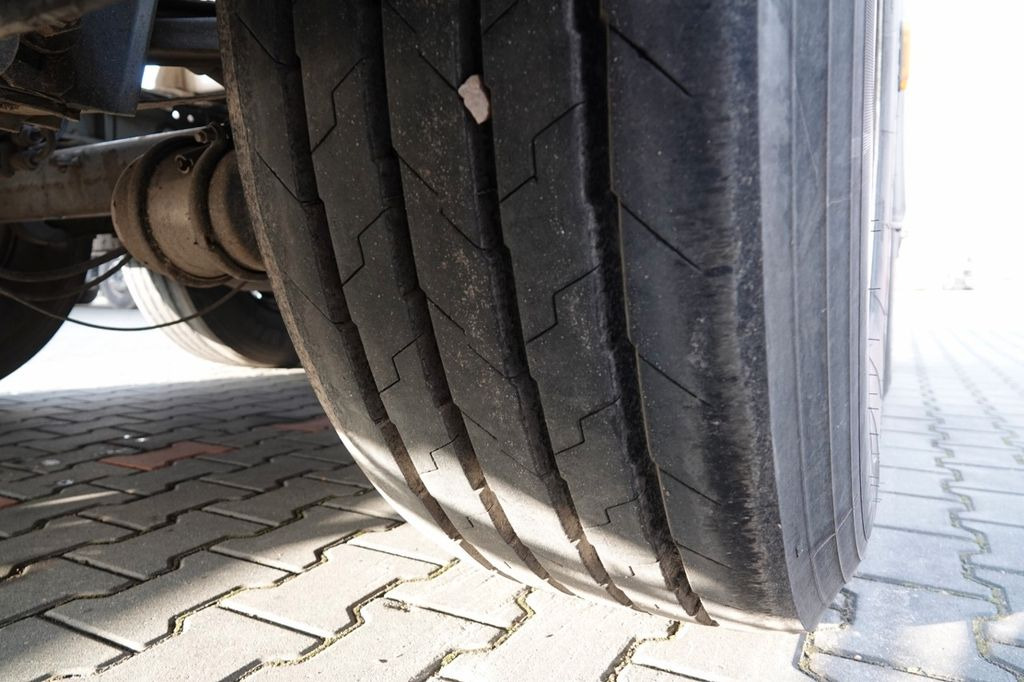 Semi-remorque citerne Lag CYSTERNA DO PALIWA / 36200 L / 4 KOMORY Lag CYSTERNA DO PALIWA / 36200 L / 4 KOMORY: photos 10 Semi-remorque citerne Lag CYSTERNA DO PALIWA / 36200 L / 4 KOMORY Lag CYSTERNA DO PALIWA / 36200 L / 4 KOMORY: photos 10