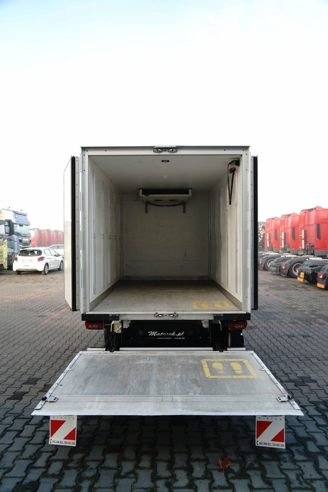 Utilitaire frigorifique MAN TGE 3.180 / CHŁODNIA / AGREGAT CARRIER XARIOS 35: photos 22