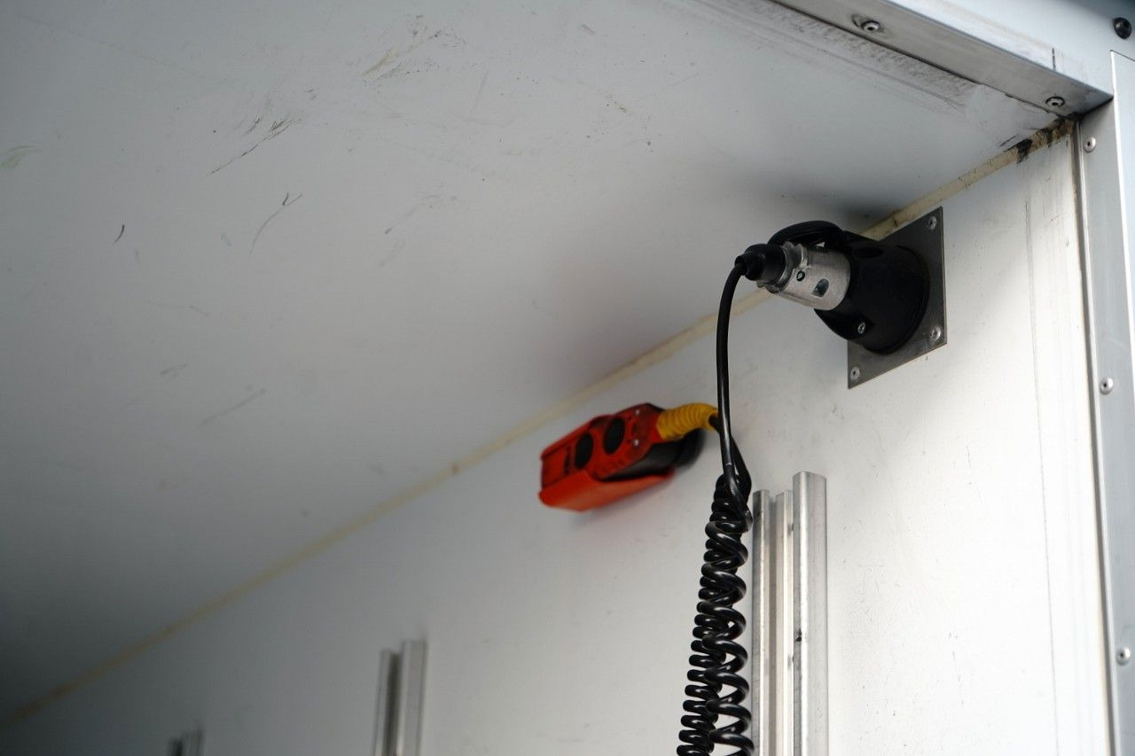 Utilitaire frigorifique MAN TGE 3.180 / CHŁODNIA / AGREGAT CARRIER XARIOS 35: photos 24