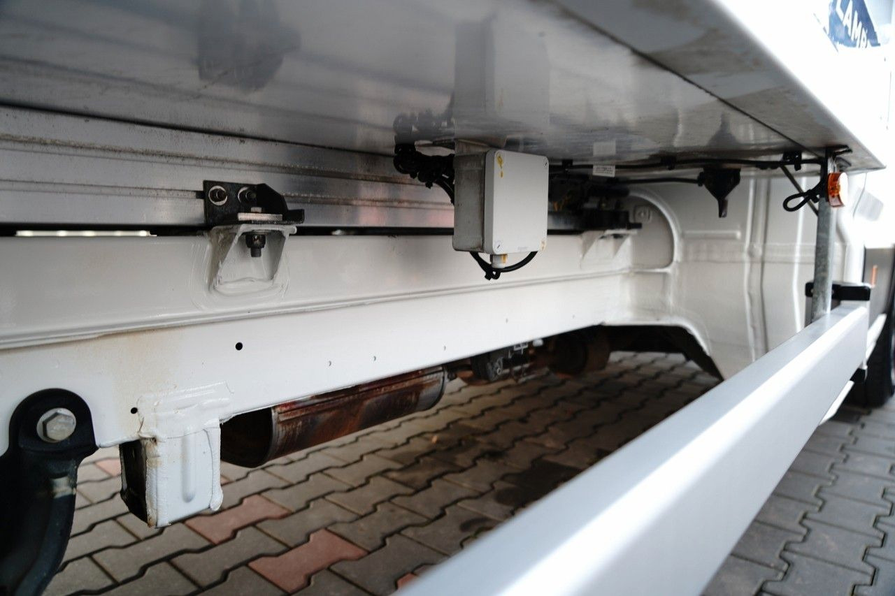 Utilitaire frigorifique MAN TGE 3.180 / CHŁODNIA / AGREGAT CARRIER XARIOS 35: photos 19