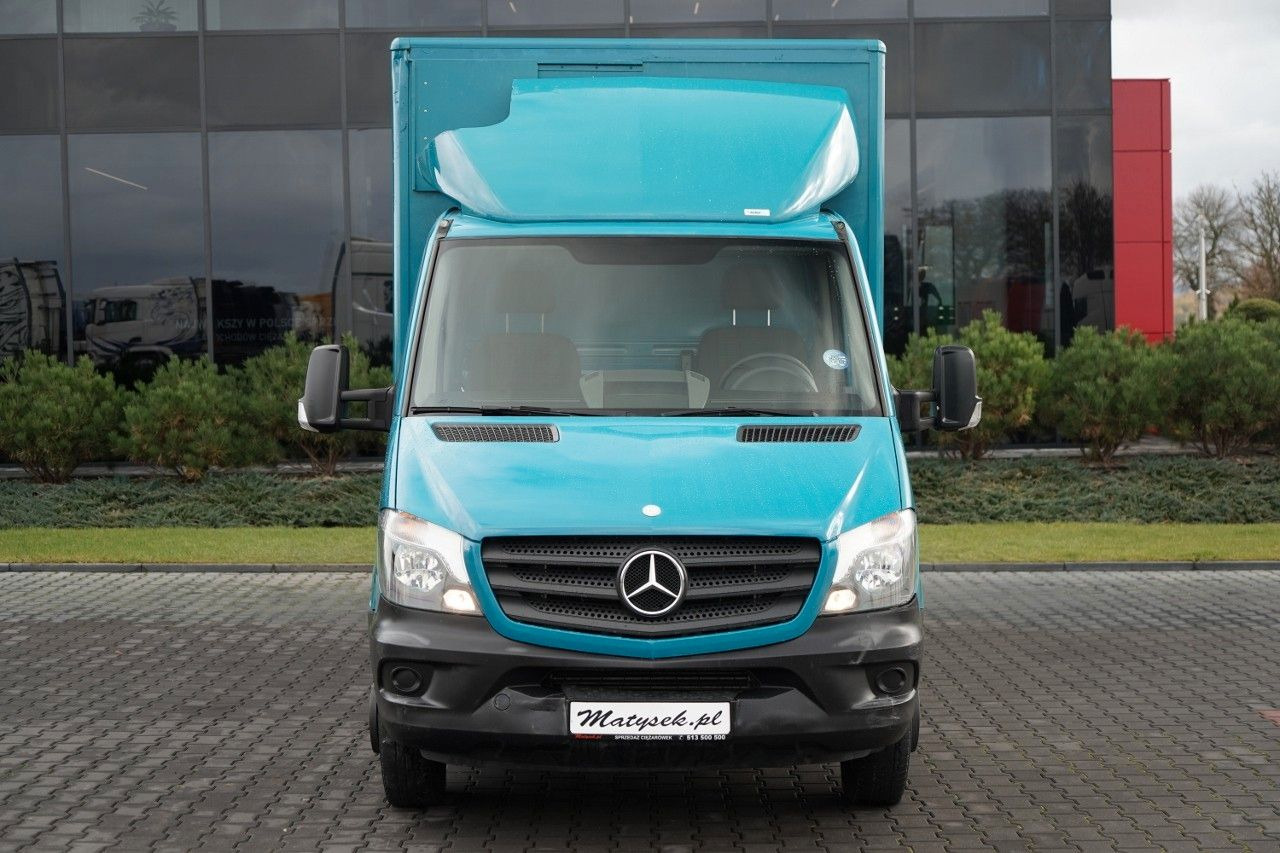 Mercedes-Benz SPRINTER / KONTENER 4,3 M / WINDA PALFINGER - Utilitaire plateau baché: photos 2 Mercedes-Benz SPRINTER / KONTENER 4,3 M / WINDA PALFINGER - Utilitaire plateau baché: photos 2
