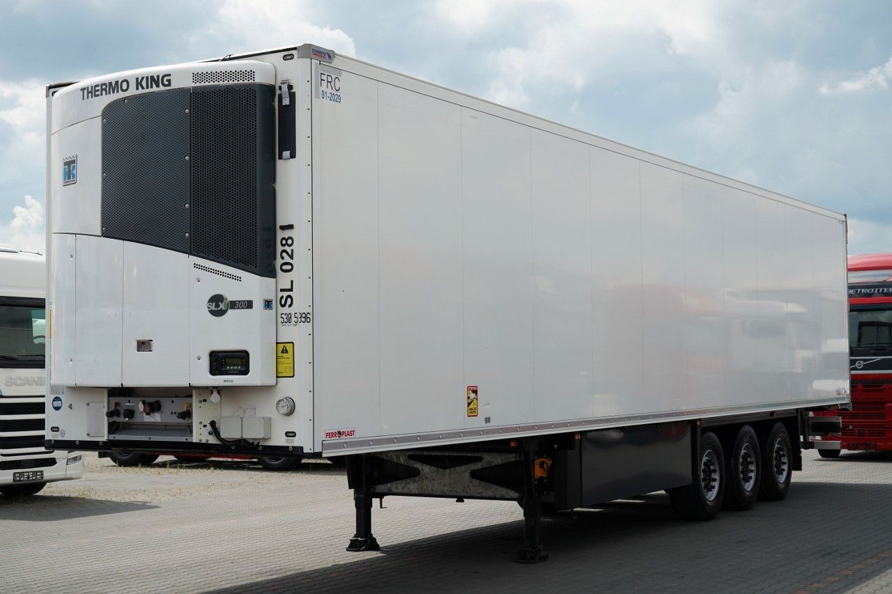 Schmitz Cargobull 023 ROK / CHŁODNIA / THERMO KING SLX 300 / DOPPE - Semi-remorque frigorifique: photos 2 Schmitz Cargobull 023 ROK / CHŁODNIA / THERMO KING SLX 300 / DOPPE - Semi-remorque frigorifique: photos 2
