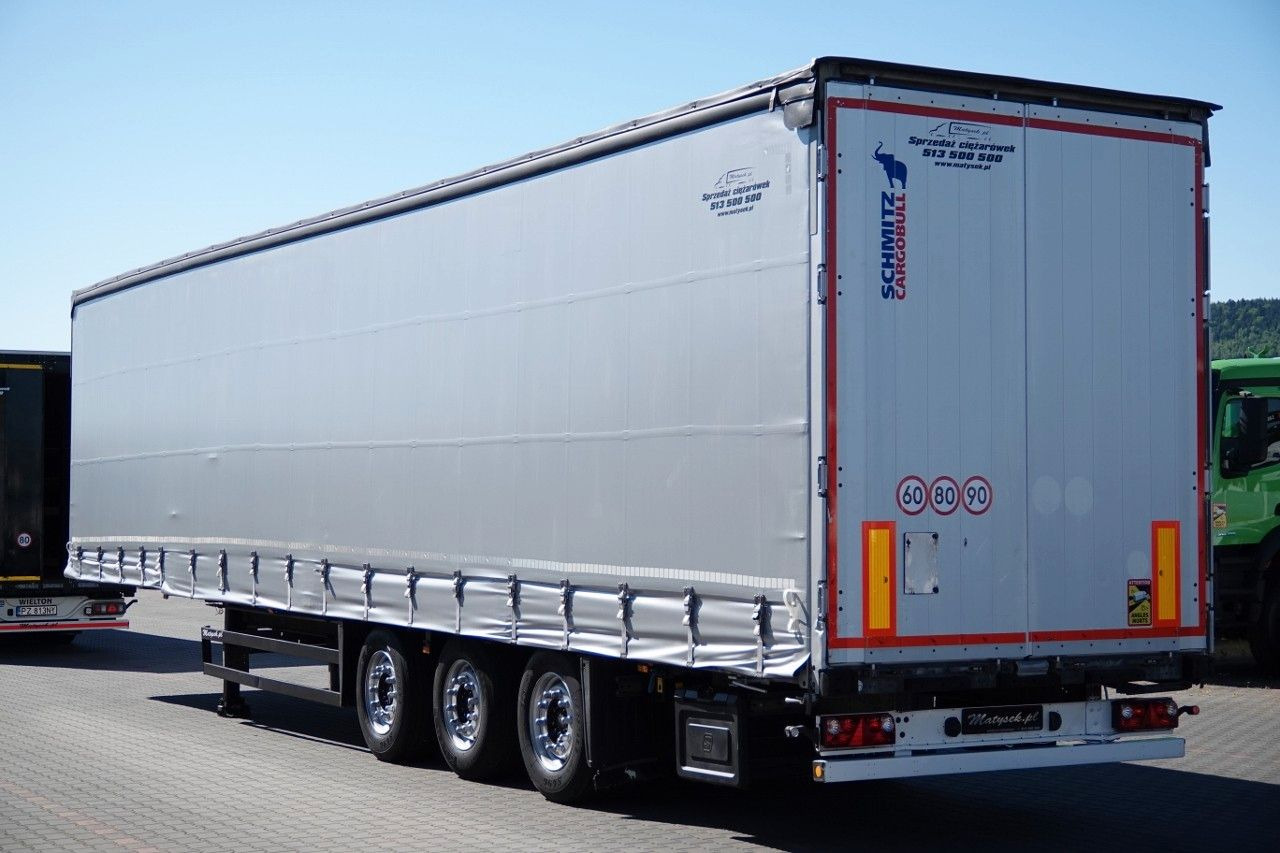 Schmitz Cargobull FIRANKA / VARIOS / 385/55 R22,5 / DACH PODNOSZON - Semi-remorque rideaux coulissants: photos 2 Schmitz Cargobull FIRANKA / VARIOS / 385/55 R22,5 / DACH PODNOSZON - Semi-remorque rideaux coulissants: photos 2