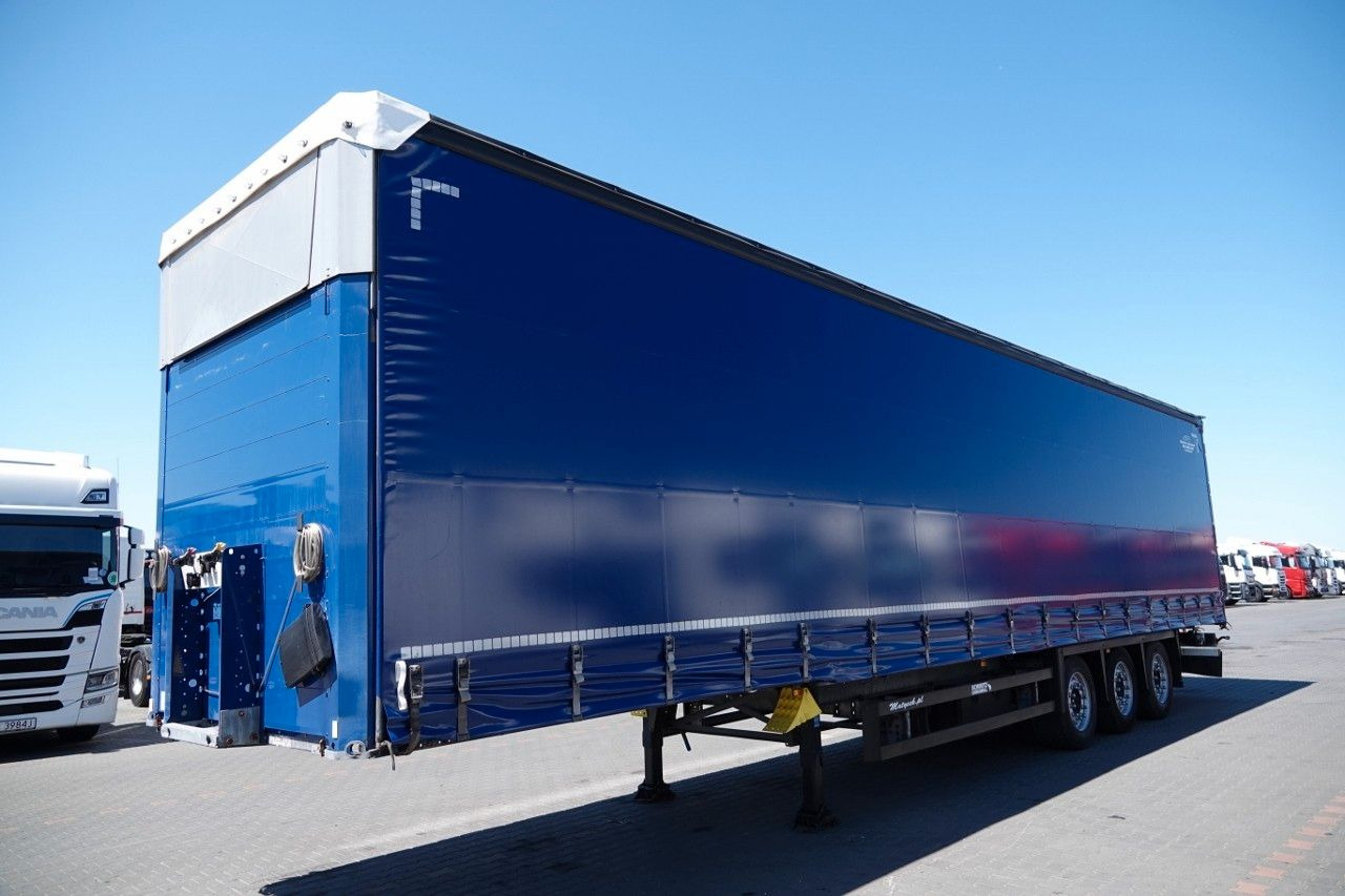 Schmitz Cargobull FIRANKA / VARIOS / 385/55 R22,5 / DACH PODNOSZON - Semi-remorque rideaux coulissants: photos 1 Schmitz Cargobull FIRANKA / VARIOS / 385/55 R22,5 / DACH PODNOSZON - Semi-remorque rideaux coulissants: photos 1