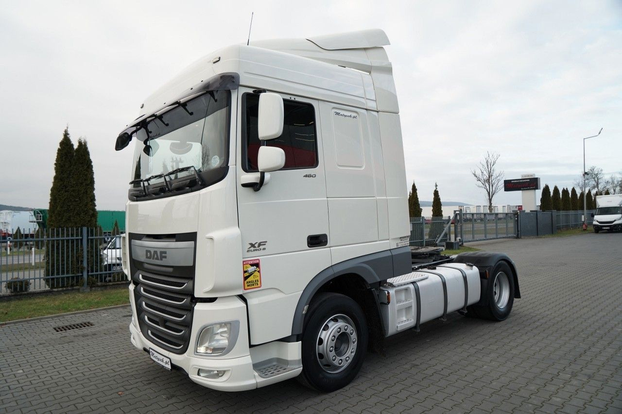 DAF XF 460 / SPACE CAB / EURO 6 - Tracteur routier: photos 2 DAF XF 460 / SPACE CAB / EURO 6 - Tracteur routier: photos 2