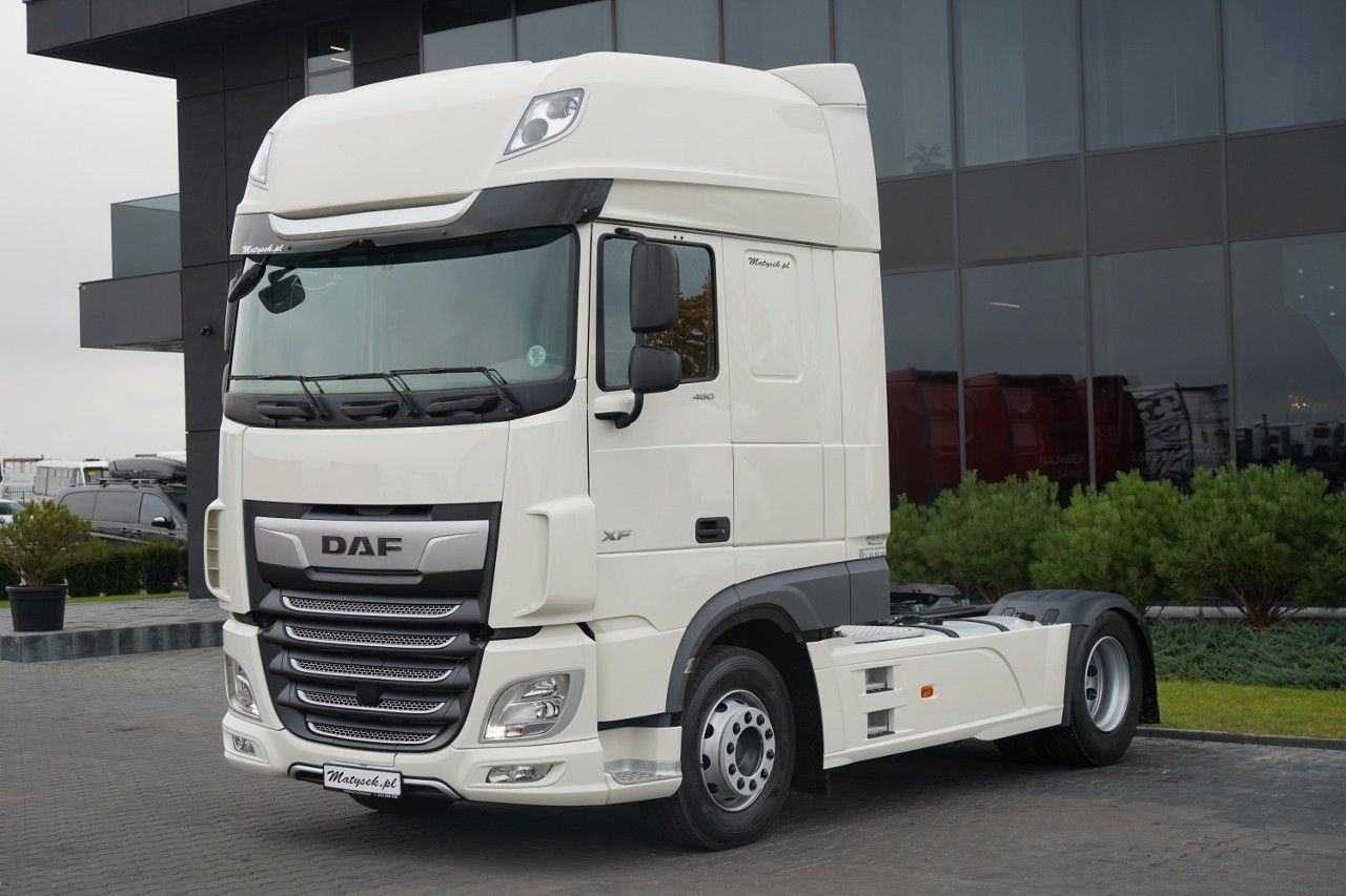 DAF XF 480 / SUPER SPACE CAB / OPONY 100% / 2021 ROK - Tracteur routier: photos 2 DAF XF 480 / SUPER SPACE CAB / OPONY 100% / 2021 ROK - Tracteur routier: photos 2