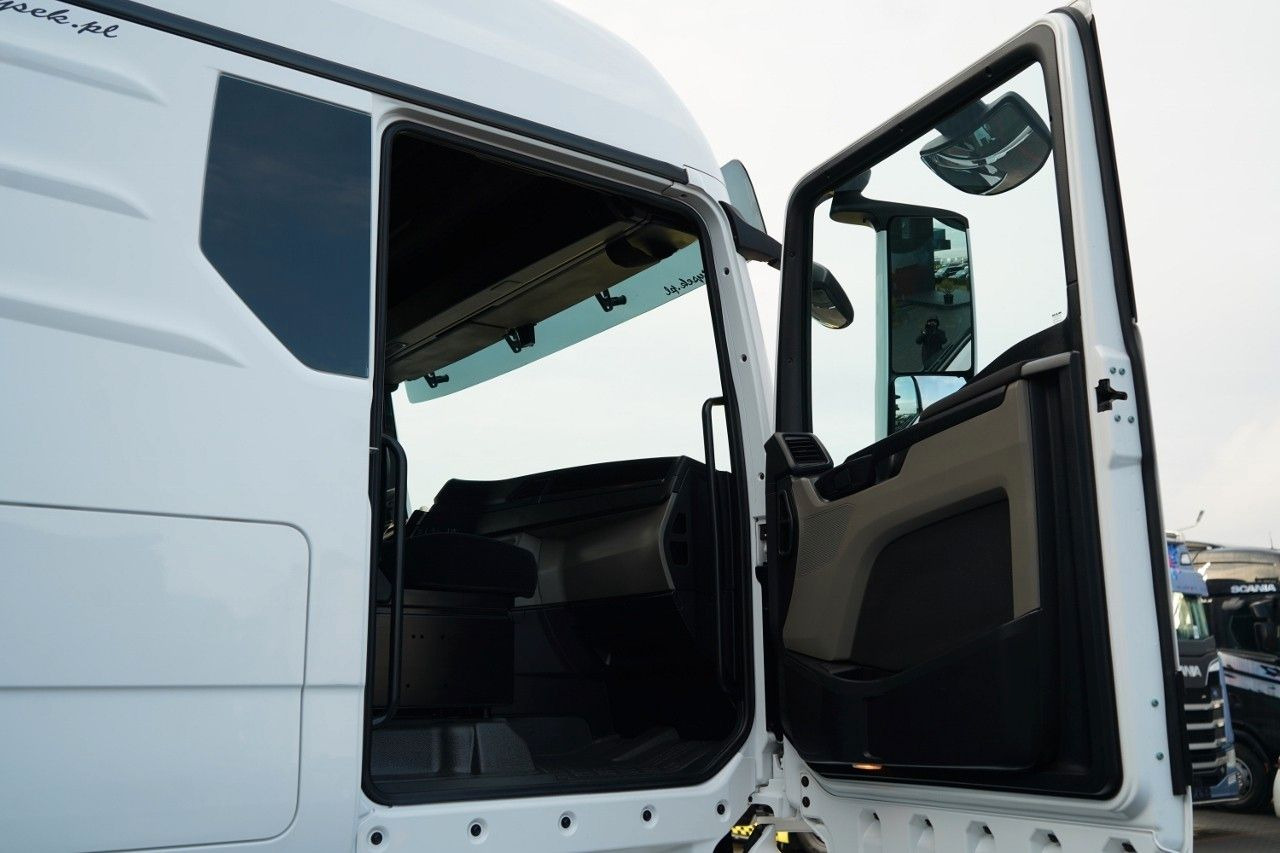 Tracteur routier MAN TGX 18.510 / GM / RETARDER / NAVI / 2022 R: photos 37 Tracteur routier MAN TGX 18.510 / GM / RETARDER / NAVI / 2022 R: photos 37