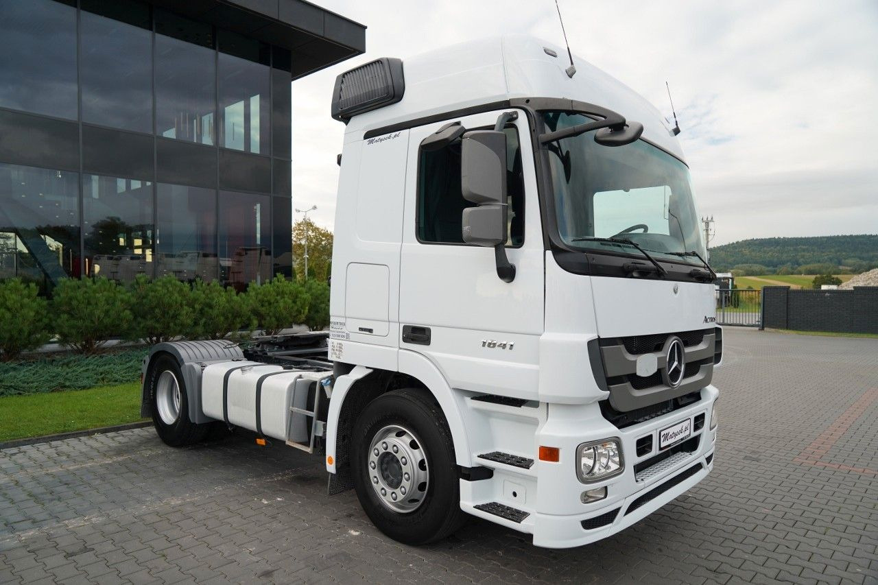 Mercedes-Benz ACTROS 1841 / HYDRAULIKA / SPROWADZONY / PO KONT - Tracteur routier: photos 4 Mercedes-Benz ACTROS 1841 / HYDRAULIKA / SPROWADZONY / PO KONT - Tracteur routier: photos 4