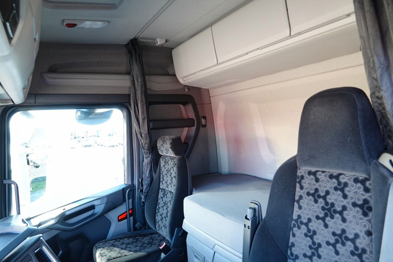 Tracteur routier Scania R 450 / RETARDER / NISKA KABINA / PO KONTRAKCI: photos 12 Tracteur routier Scania R 450 / RETARDER / NISKA KABINA / PO KONTRAKCI: photos 12