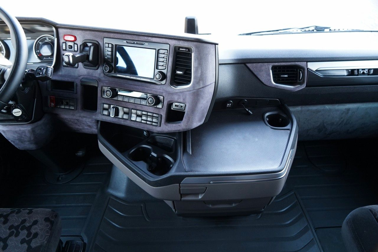 Tracteur routier Scania S 500 / RETARDER / I-PARK COOL / NAVI: photos 31 Tracteur routier Scania S 500 / RETARDER / I-PARK COOL / NAVI: photos 31