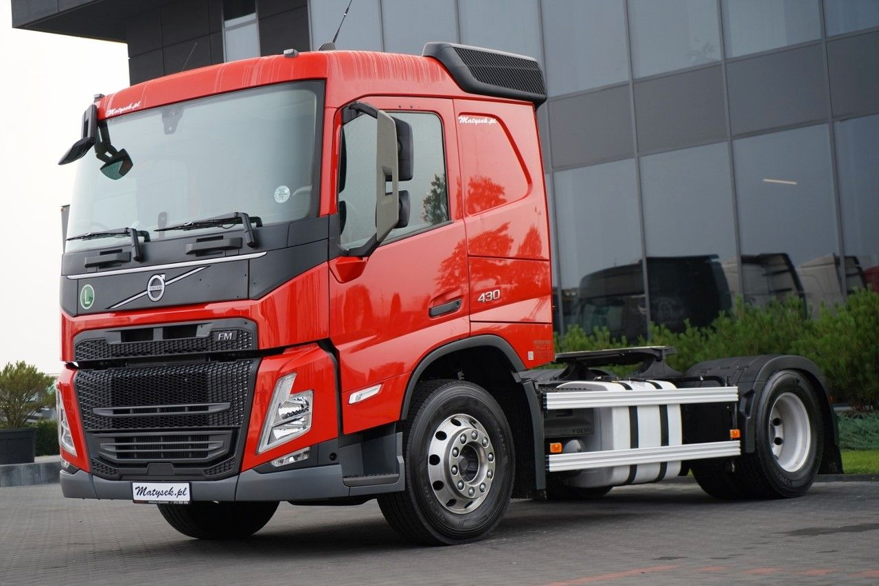 Volvo FM 430 / PEŁNY ADR / WAGA: 6 800 KG / NISKA KABI - Tracteur routier: photos 1 Volvo FM 430 / PEŁNY ADR / WAGA: 6 800 KG / NISKA KABI - Tracteur routier: photos 1