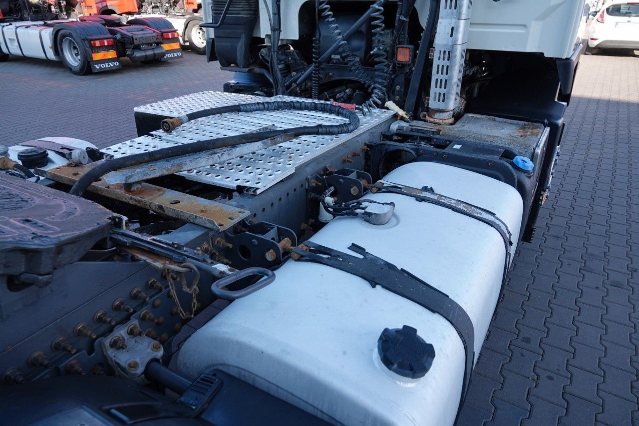 Tracteur routier Volvo FM 450 / ADR / HYDRAULIKA /  RETARDER / ALUFELGI: photos 11 Tracteur routier Volvo FM 450 / ADR / HYDRAULIKA /  RETARDER / ALUFELGI: photos 11