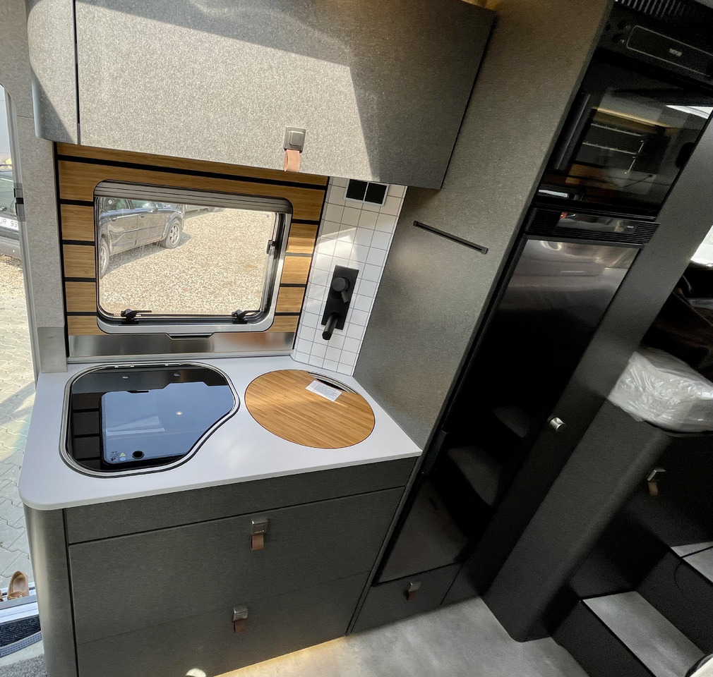 Camping-car profilé neuf HYMER / ERIBA MLT 580 4x4: photos 10