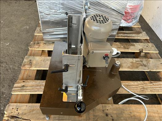 Dedy Chocolate shavings machine - Machine agroalimentaire: photos 2 Dedy Chocolate shavings machine - Machine agroalimentaire: photos 2