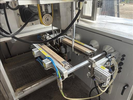 Line Equipment LE360DP VFFS Bagger - Machine d'emballage et de conditionnement: photos 3 Line Equipment LE360DP VFFS Bagger - Machine d'emballage et de conditionnement: photos 3