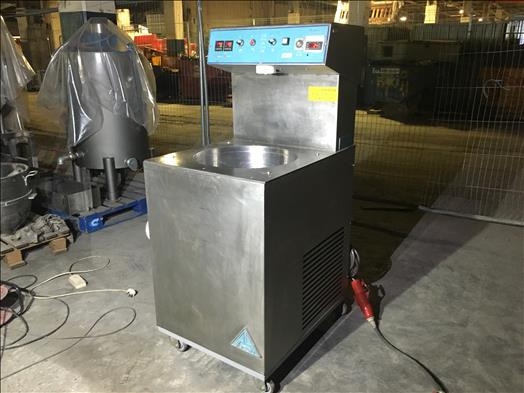 Selmi Ghana top Chocolate melting tank - Machine agroalimentaire: photos 2 Selmi Ghana top Chocolate melting tank - Machine agroalimentaire: photos 2