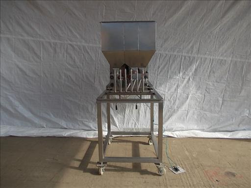 Turbo Depositor 6 Head Depositor - Machine agroalimentaire: photos 1 Turbo Depositor 6 Head Depositor - Machine agroalimentaire: photos 1