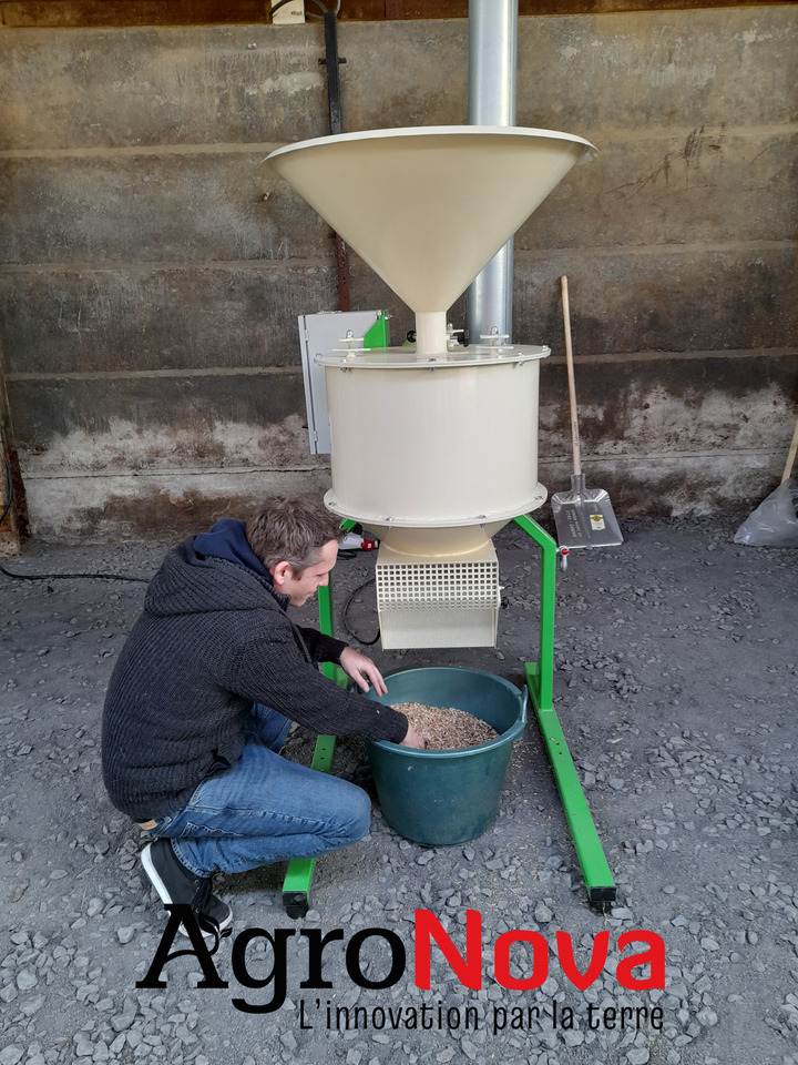 HORN US1500 Décortiqueuse polyvalente - Machine agricole: photos 1 HORN US1500 Décortiqueuse polyvalente - Machine agricole: photos 1