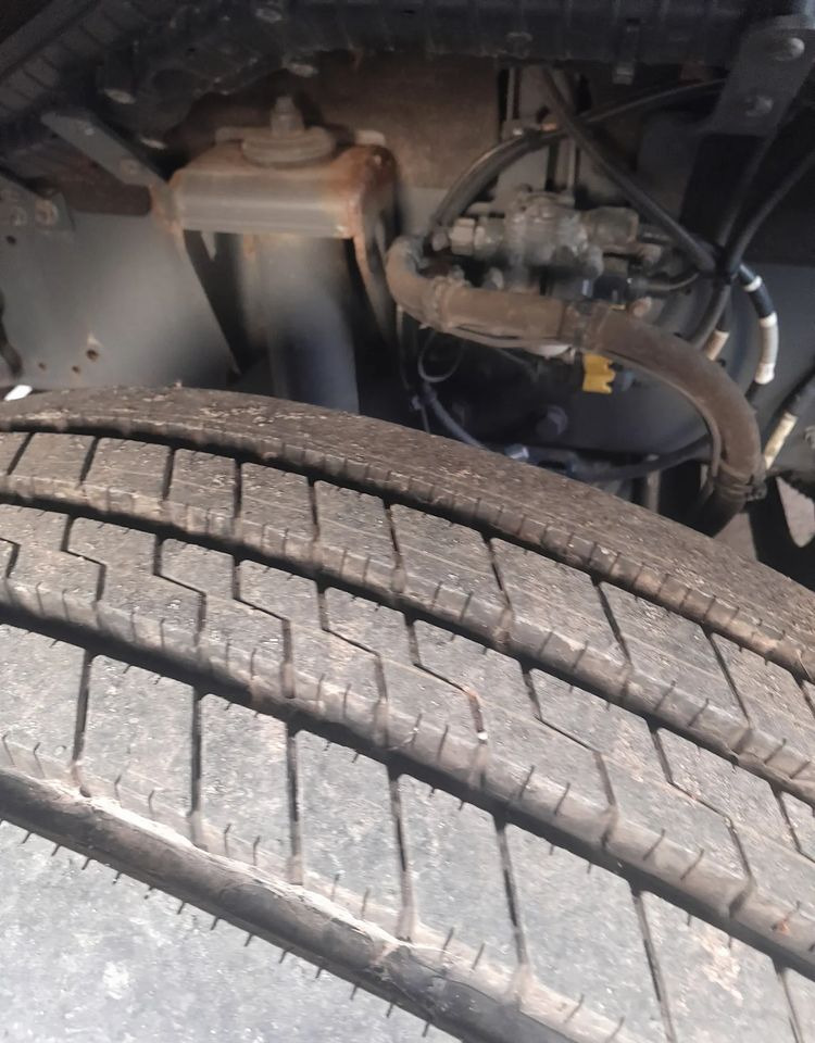 DAF XF 106 450 / BDF RETARDER - Châssis cabine: photos 2 DAF XF 106 450 / BDF RETARDER - Châssis cabine: photos 2