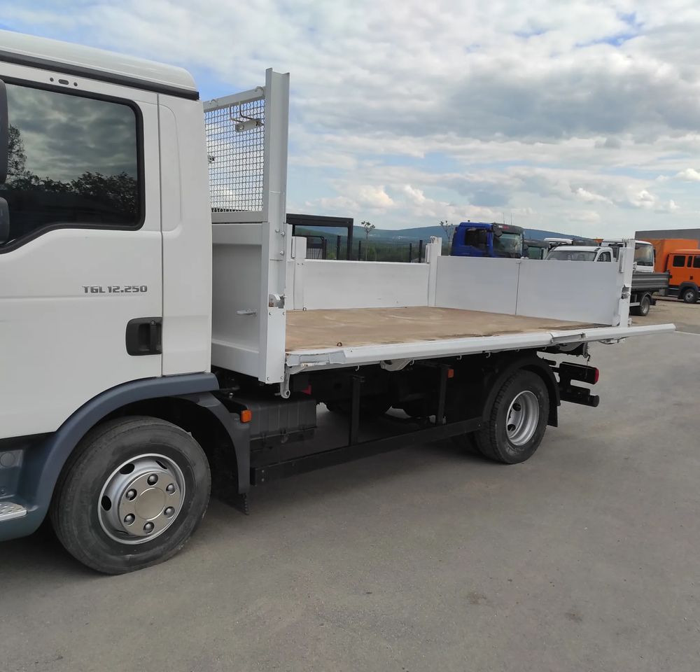 MAN TGL 12.250 /12.220 / ATEGO/ - Camion benne: photos 1 MAN TGL 12.250 /12.220 / ATEGO/ - Camion benne: photos 1