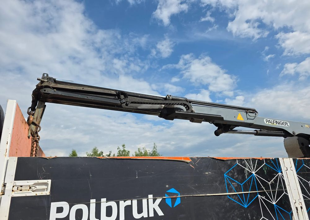 Volvo FM7 - Camion plateau, Camion grue: photos 3 Volvo FM7 - Camion plateau, Camion grue: photos 3