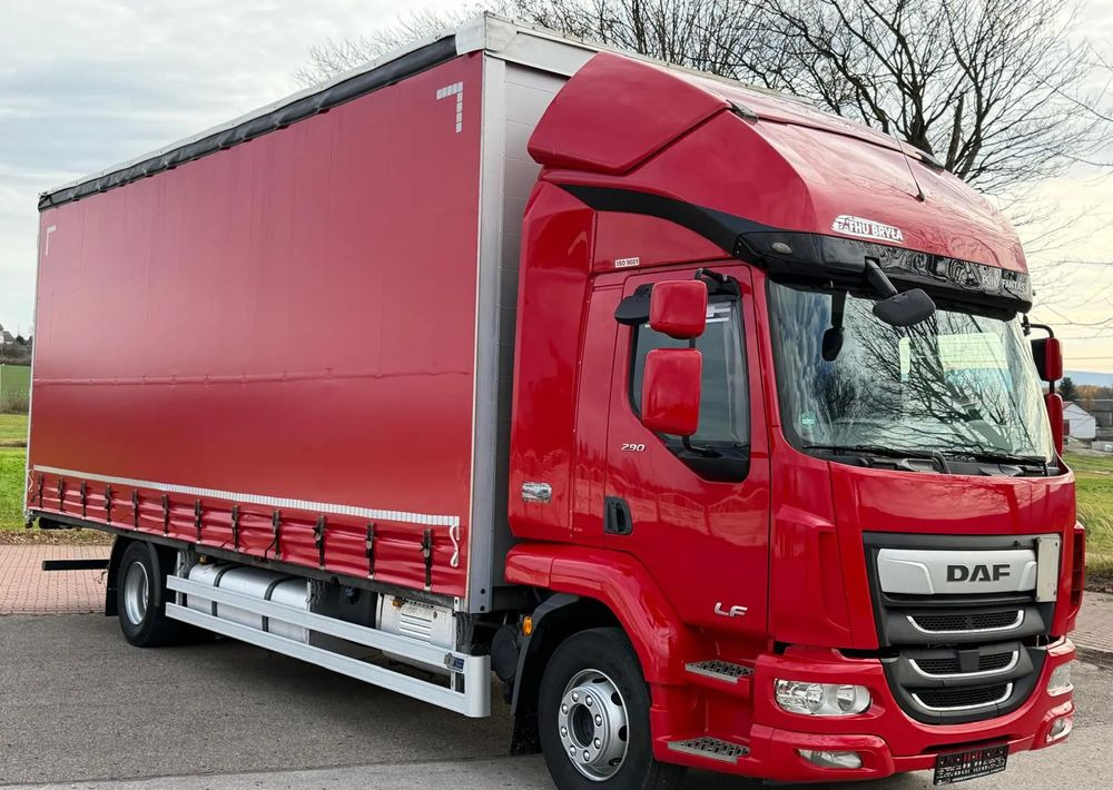 DAF LF 260 / WINDA / 16TON DMC / 3M WYSOKOŚĆ / JUMBO / FIRANKA / SYPIALKA / AUTOMAT / JEDEN WŁAŚCICIE / EURO 6 / 2017/ SPROWADZONY / 19 PALET / DUŻA ŁADOWNOŚĆ / - Camion à rideaux coulissants: photos 2 DAF LF 260 / WINDA / 16TON DMC / 3M WYSOKOŚĆ / JUMBO / FIRANKA / SYPIALKA / AUTOMAT / JEDEN WŁAŚCICIE / EURO 6 / 2017/ SPROWADZONY / 19 PALET / DUŻA ŁADOWNOŚĆ / - Camion à rideaux coulissants: photos 2