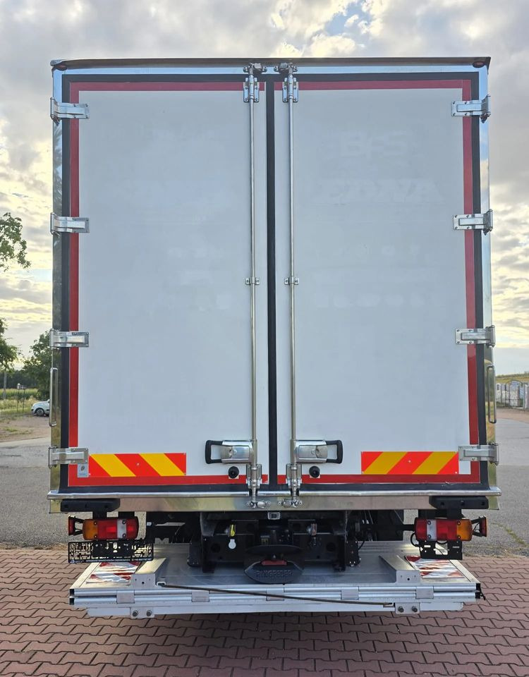 MAN TGM 15.250 / CHŁODNIA / WINDA / 2018 ROK / 230 TYŚ KM / BOCZNE DRZWI / AUTOMAT / SPROWADZONY / E6 / 18  EUROPALET/ - Camion frigorifique: photos 5 MAN TGM 15.250 / CHŁODNIA / WINDA / 2018 ROK / 230 TYŚ KM / BOCZNE DRZWI / AUTOMAT / SPROWADZONY / E6 / 18  EUROPALET/ - Camion frigorifique: photos 5