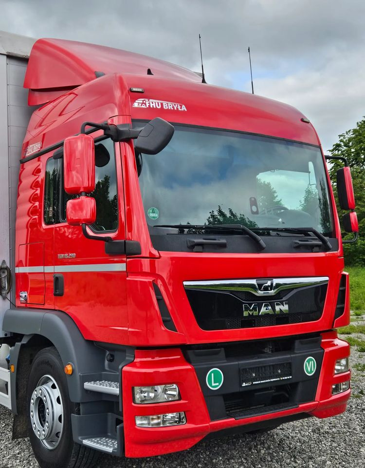 MAN TGM 18.290/15.290/E6/21PALET/9400 ŁADOWNOŚĆ/SERWISOWANY/NISKI PRZEBIEG/WINDA/FIRANKA/SPROWADZONY/2019/NISKI PRZEBIEG/PIERWSZY WŁAŚCICIEL/ - Camion à rideaux coulissants: photos 5 MAN TGM 18.290/15.290/E6/21PALET/9400 ŁADOWNOŚĆ/SERWISOWANY/NISKI PRZEBIEG/WINDA/FIRANKA/SPROWADZONY/2019/NISKI PRZEBIEG/PIERWSZY WŁAŚCICIEL/ - Camion à rideaux coulissants: photos 5