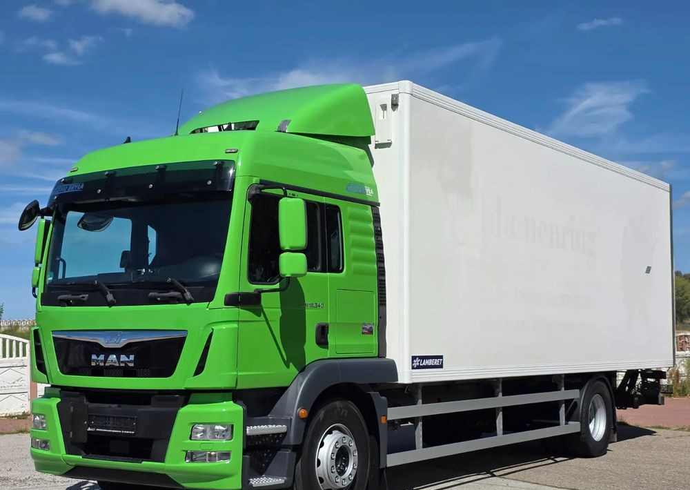 MAN TGM 18.340 / 18.290 / 15.290 / IZOTERMA / WINDA / 19PALET /E6 / SPROWADZONY / AUTOMAT / SYPIALKA / PIERWSZY WŁAŚCICIEL / BOCZNE DRZWI / STAN BARDZO DOBRY - Camion frigorifique: photos 1 MAN TGM 18.340 / 18.290 / 15.290 / IZOTERMA / WINDA / 19PALET /E6 / SPROWADZONY / AUTOMAT / SYPIALKA / PIERWSZY WŁAŚCICIEL / BOCZNE DRZWI / STAN BARDZO DOBRY - Camion frigorifique: photos 1