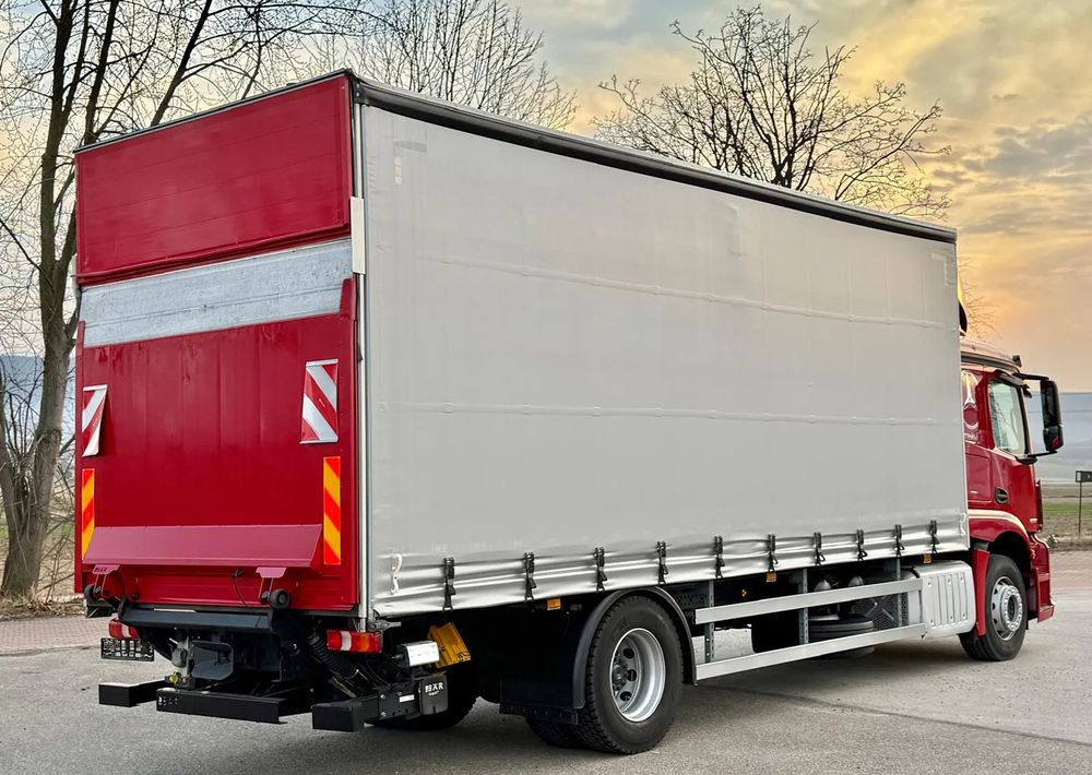 Mercedes-Benz ACTROS 1830/1827/1832/FIRANKA/WINDA/18 EUROPALET/AUTOMAT/Z NIEMIEC/2017/DUŻA ŁADOWNOŚĆ - Camion à rideaux coulissants: photos 3 Mercedes-Benz ACTROS 1830/1827/1832/FIRANKA/WINDA/18 EUROPALET/AUTOMAT/Z NIEMIEC/2017/DUŻA ŁADOWNOŚĆ - Camion à rideaux coulissants: photos 3