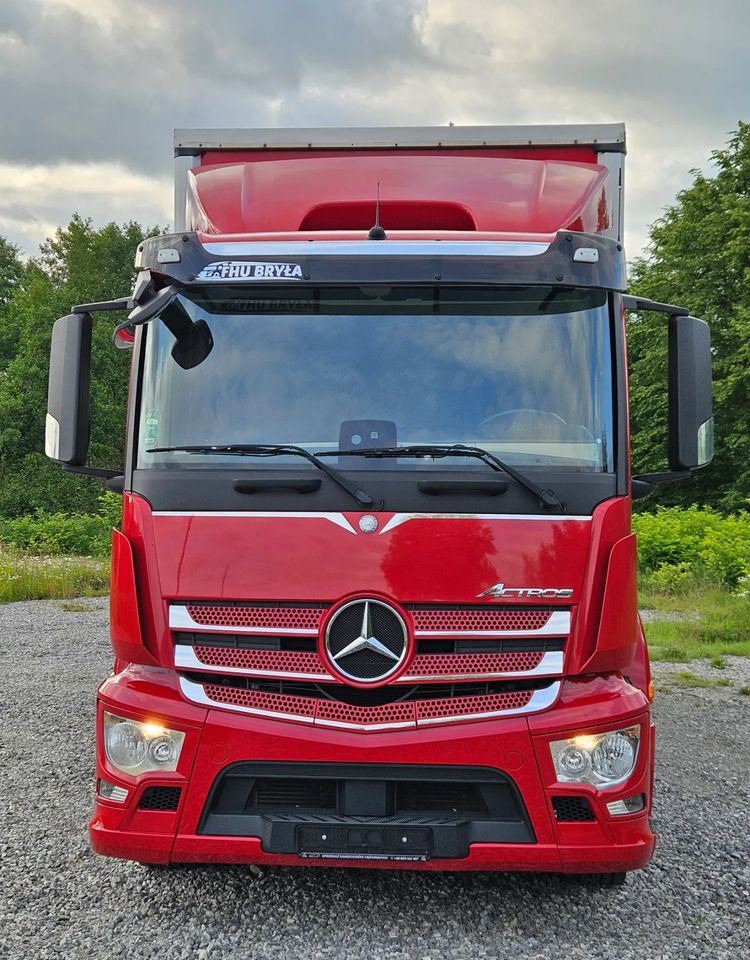 Mercedes-Benz ACTROS 1830/1827/1832/FIRANKA/WINDA/18 EUROPALET/AUTOMAT/Z NIEMIEC/2017/DUŻA ŁADOWNOŚĆ - Camion à rideaux coulissants: photos 3 Mercedes-Benz ACTROS 1830/1827/1832/FIRANKA/WINDA/18 EUROPALET/AUTOMAT/Z NIEMIEC/2017/DUŻA ŁADOWNOŚĆ - Camion à rideaux coulissants: photos 3