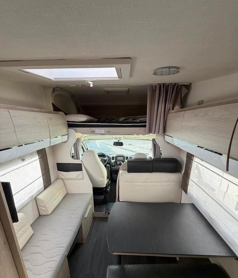 Challenger C 256 - Camping-car capucine: photos 5 Challenger C 256 - Camping-car capucine: photos 5