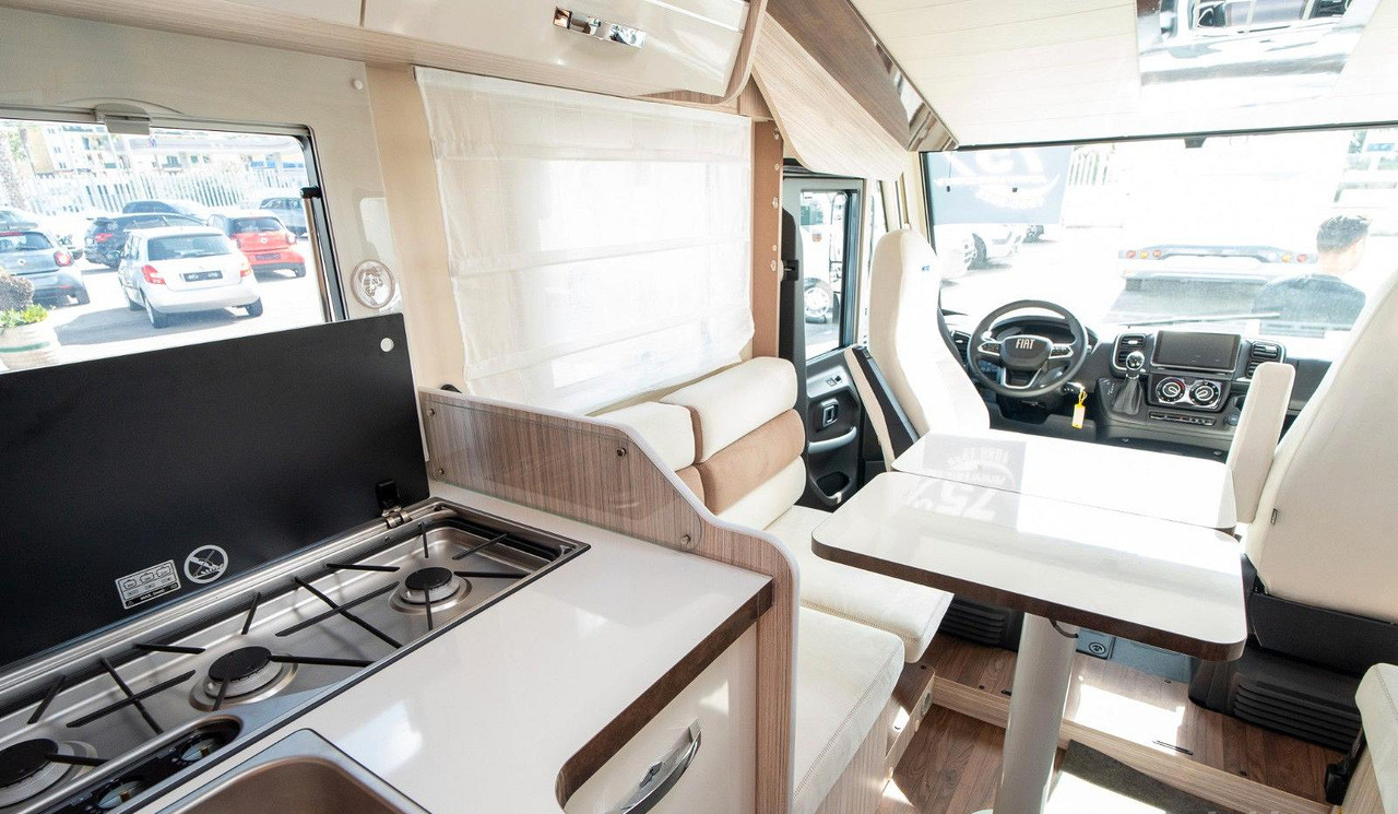 Camping-car intégral neuf Elnagh magnum 582: photos 7