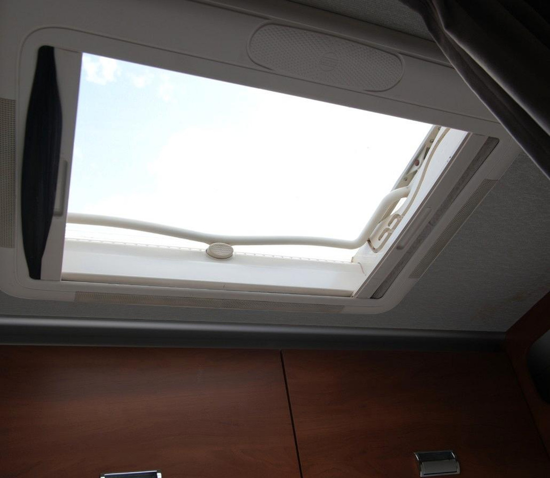 Camping-car intégral Laika rexosline 620: photos 15