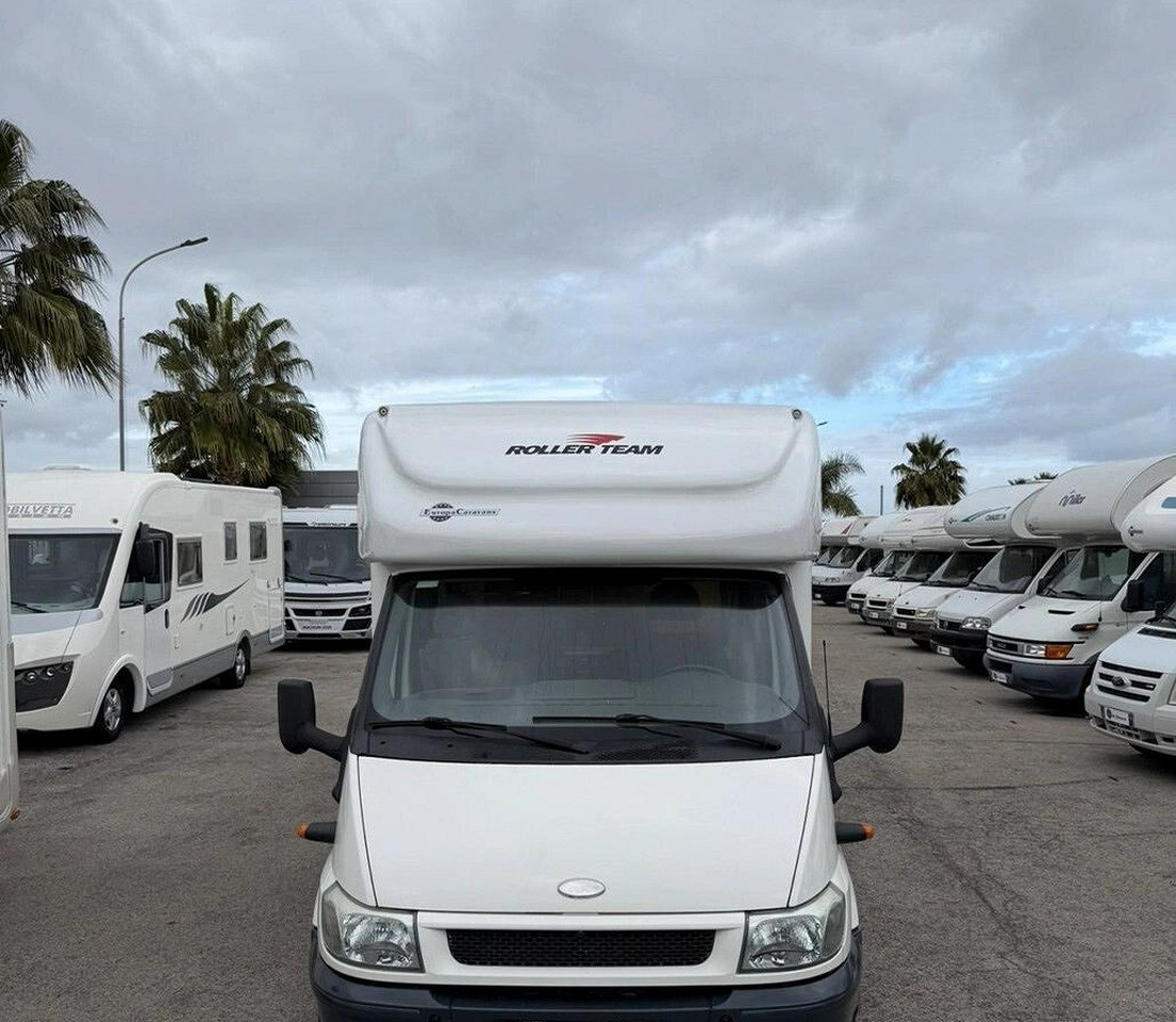 ROLLER TEAM GRANDUCA GARAGE P - Camping-car profilé: photos 1 ROLLER TEAM GRANDUCA GARAGE P - Camping-car profilé: photos 1