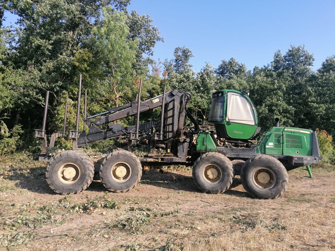 JOHN DEERE 1910E - Porteur: photos 1 JOHN DEERE 1910E - Porteur: photos 1