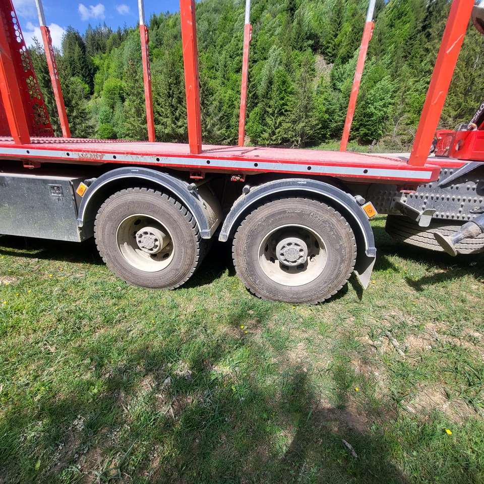 Camion grumier, Camion grue pour transport de bois VOLVO FMX 500: photos 14